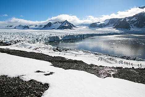Aug 2, 26 - Lilliehöök Glacier 