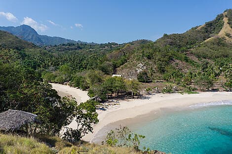 Dec 7, 26 - Maumere, Flores