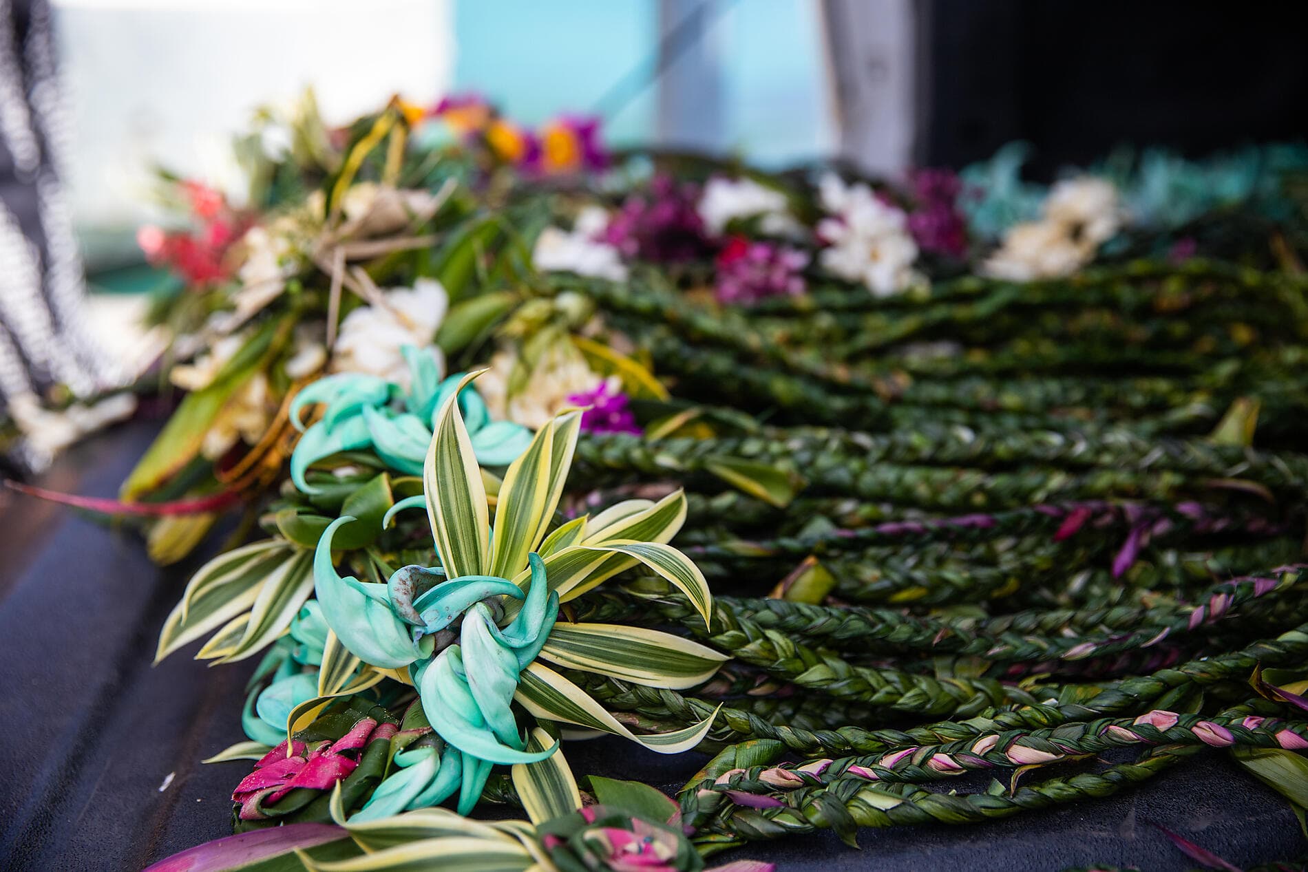 Secret Polynesia from the Society to the Austral Islands 