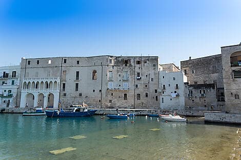 May 17, 27 - Monopoli