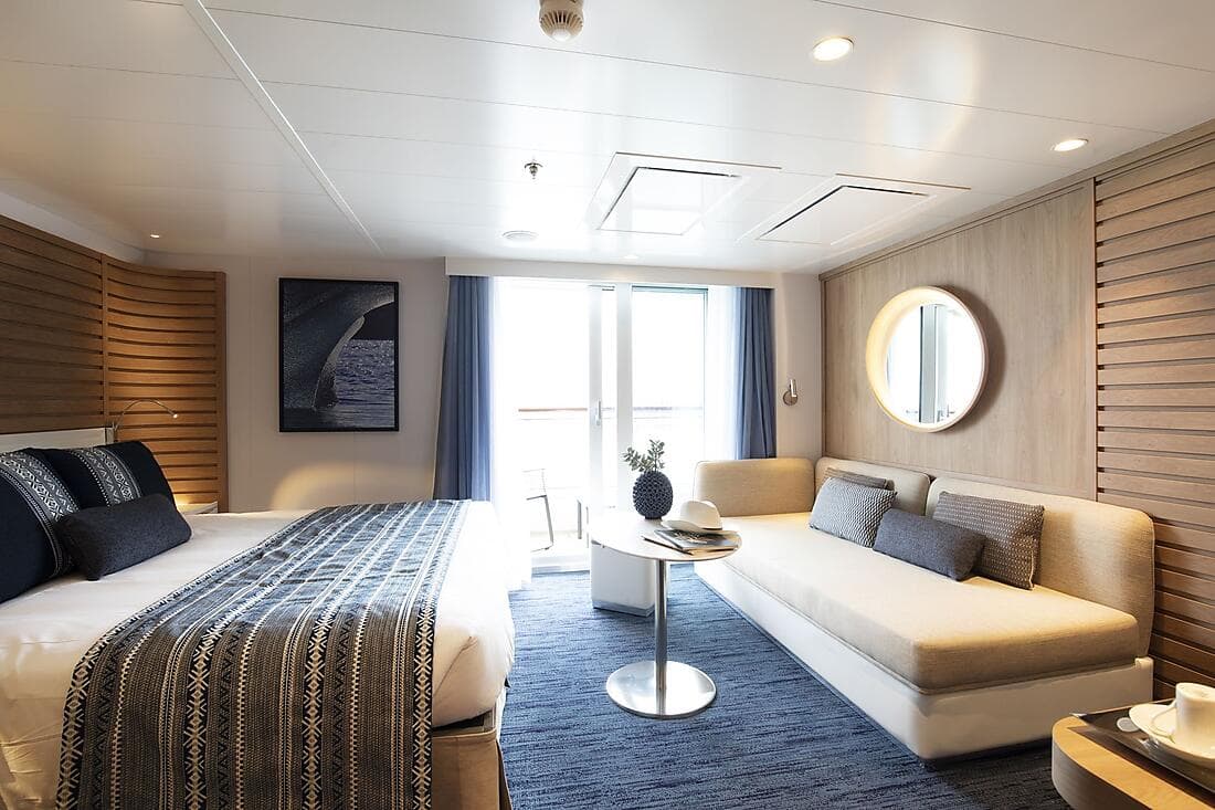 Carousel cabins: Deluxe Suite